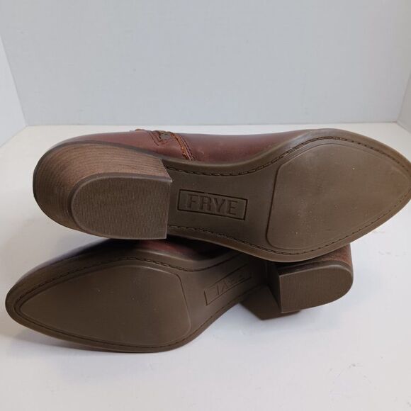 Frye Women's size 8M Leather Double Zip Ankle Boot - Picture 8 of 11